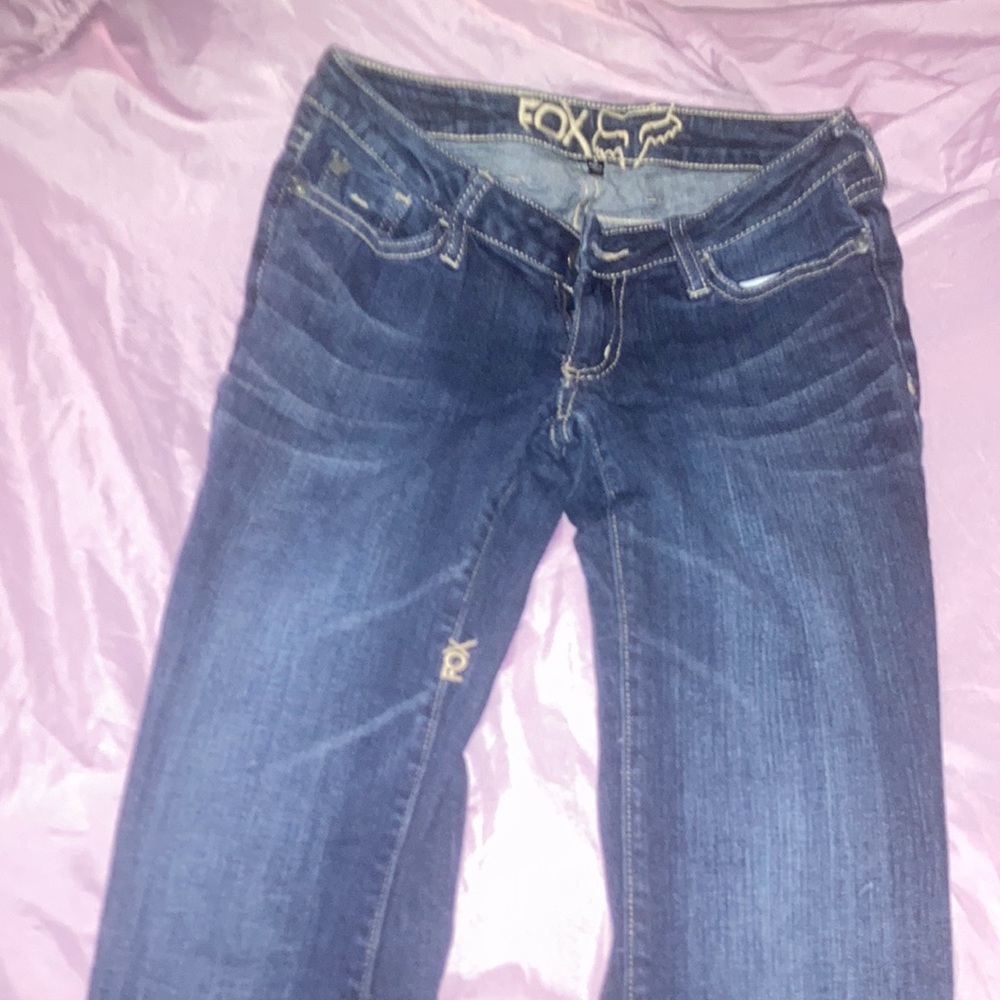 Color: dark blue boot cut jeans